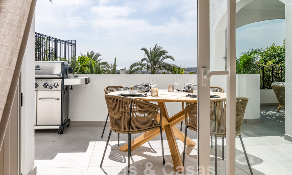 Luxuriously renovated townhouse for sale in a preferred residential area on Marbella's Golden Mile 61598