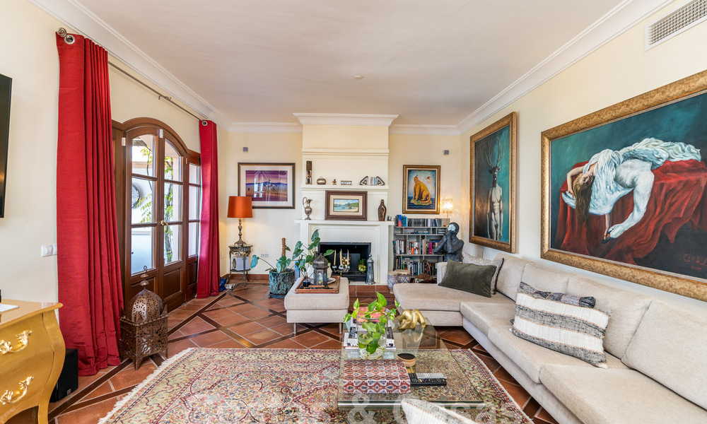 Charming, Andalusian, semi-detached house with sea views for sale in the hills of Marbella - Benahavis 61896
