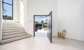 Luxury villa with modern-Mediterranean design for sale in a popular golf area in Nueva Andalucia, Marbella 61653 