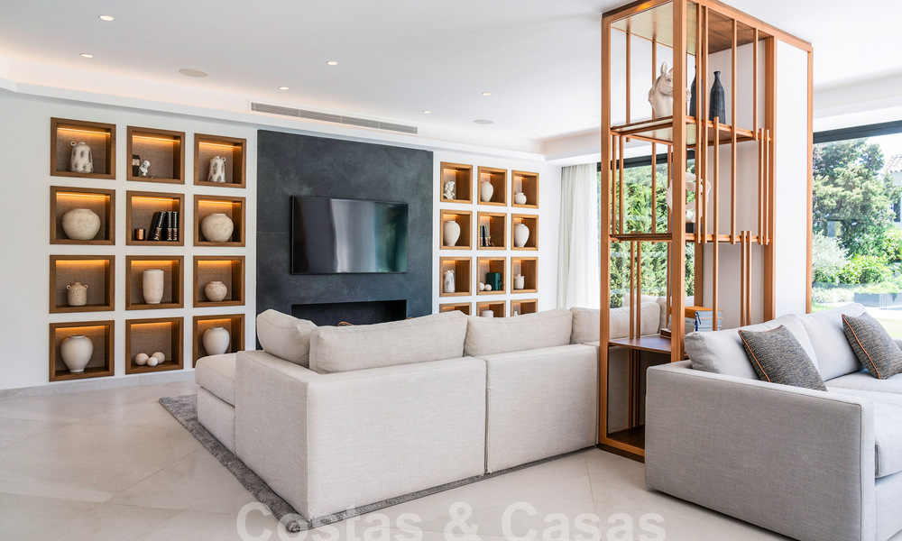 Luxury villa with modern-Mediterranean design for sale in a popular golf area in Nueva Andalucia, Marbella 61661
