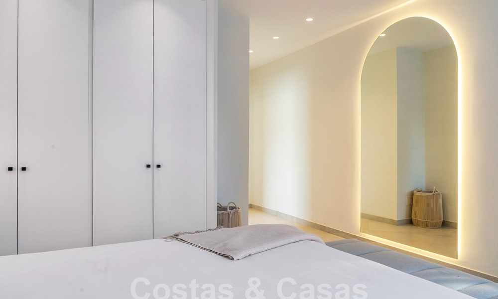 Luxury villa with modern-Mediterranean design for sale in a popular golf area in Nueva Andalucia, Marbella 61686