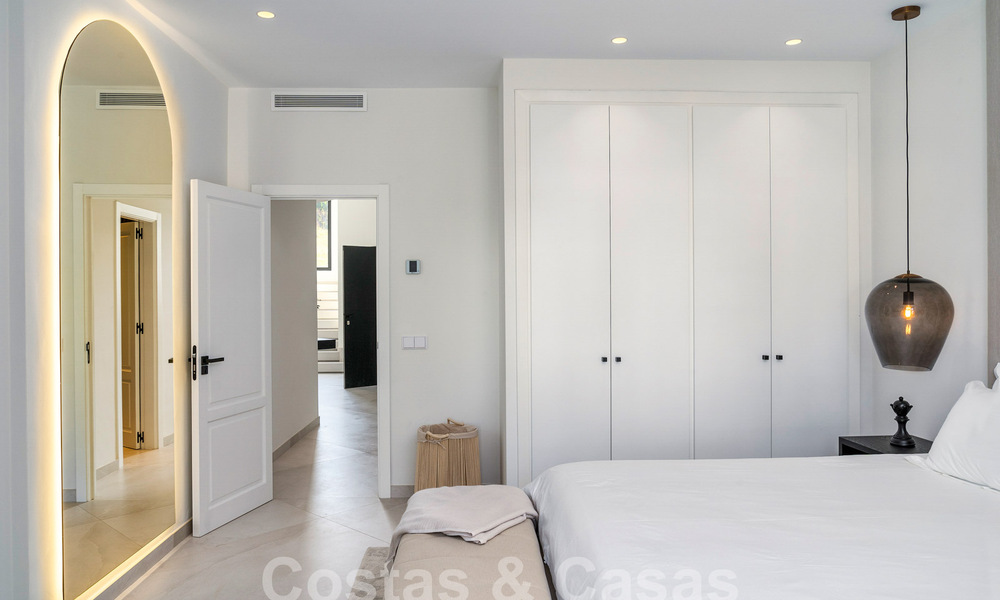 Luxury villa with modern-Mediterranean design for sale in a popular golf area in Nueva Andalucia, Marbella 61688