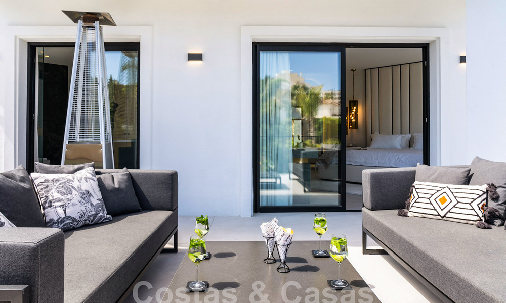 Luxury villa with modern-Mediterranean design for sale in a popular golf area in Nueva Andalucia, Marbella 61702
