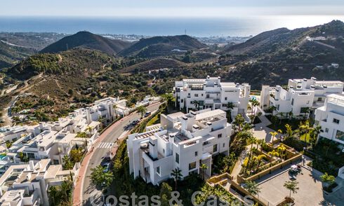 Modern garden apartment with sea views for sale, a short drive from Marbella centre 61784