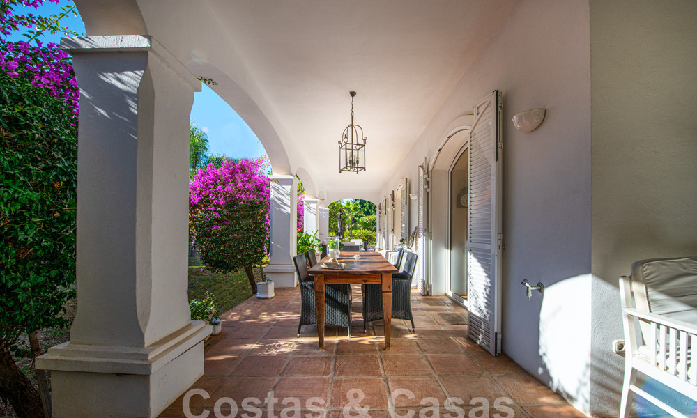 Mediterranean luxury villa for sale just steps from the beach and amenities in Guadalmina Baja, Marbella 61844