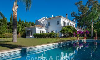 Mediterranean luxury villa for sale just steps from the beach and amenities in Guadalmina Baja, Marbella 61849 