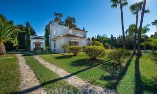 Mediterranean luxury villa for sale just steps from the beach and amenities in Guadalmina Baja, Marbella 61851 
