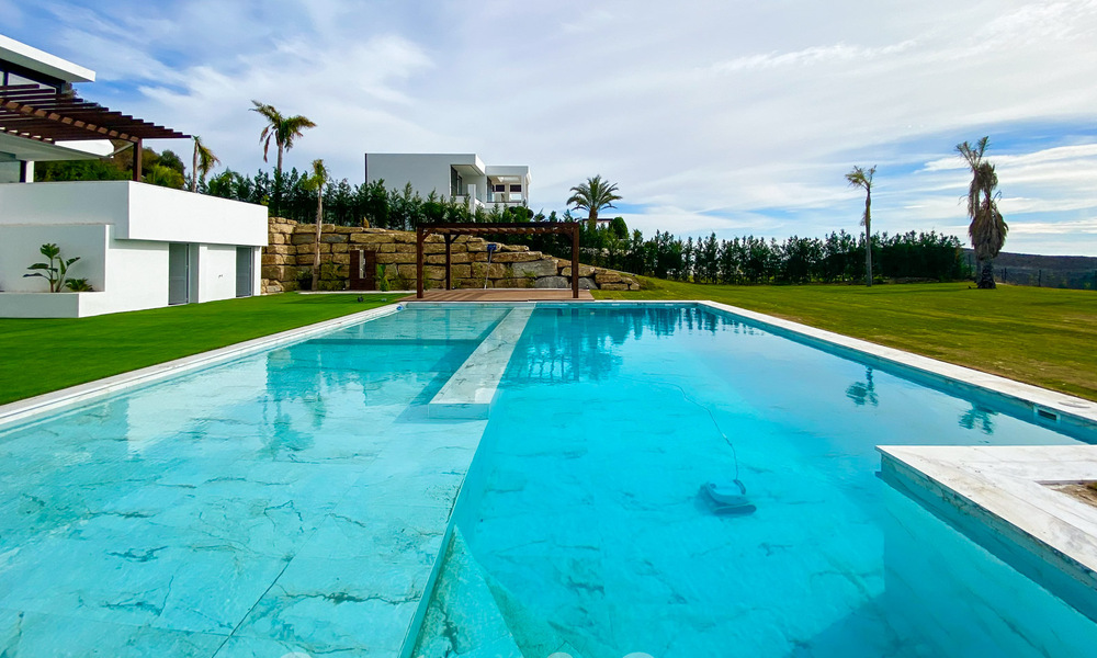 New, modern, luxury villa for sale with panoramic sea views in the exclusive Marbella Club Golf Resort in Benahavis - Marbella 61964