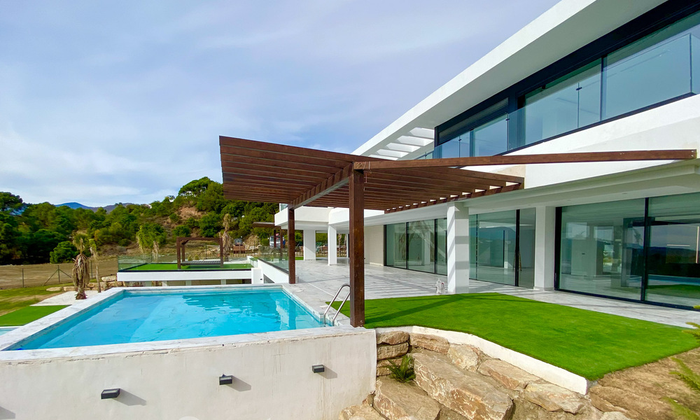 New, modern, luxury villa for sale with panoramic sea views in the exclusive Marbella Club Golf Resort in Benahavis - Marbella 61968