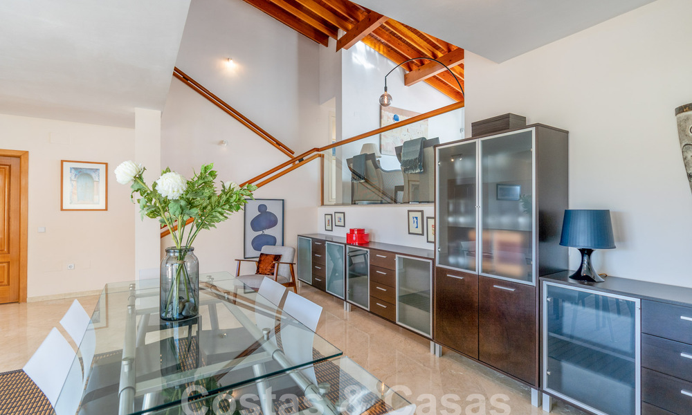 Charming family home for sale overlooking golf and mountain scenery in Benahavis – Marbella 62083