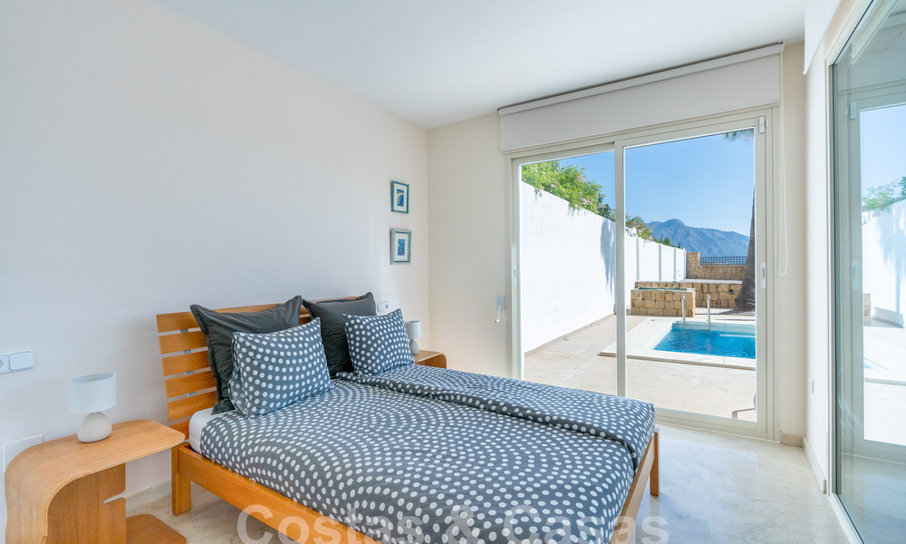 Charming family home for sale overlooking golf and mountain scenery in Benahavis – Marbella 62097