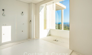 Modern villa to be finished for sale surrounded by 360º views of the mountains, lake and sea, close to Marbella 61945 