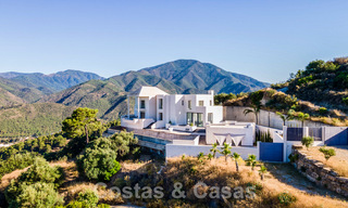 Modern villa to be finished for sale surrounded by 360º views of the mountains, lake and sea, close to Marbella 61948 