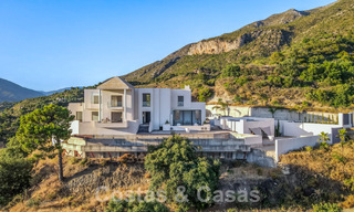 Modern villa to be finished for sale surrounded by 360º views of the mountains, lake and sea, close to Marbella 61951 
