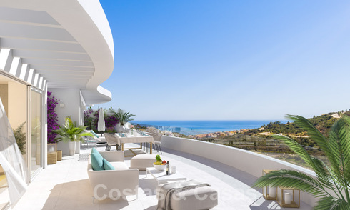 New development of apartments with sea views for sale, adjacent to a golf course near Sotogrande, Costa del Sol 62027