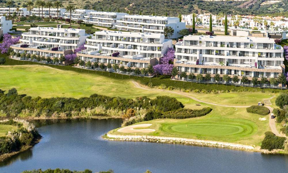 New development of apartments with sea views for sale, adjacent to a golf course near Sotogrande, Costa del Sol 62028