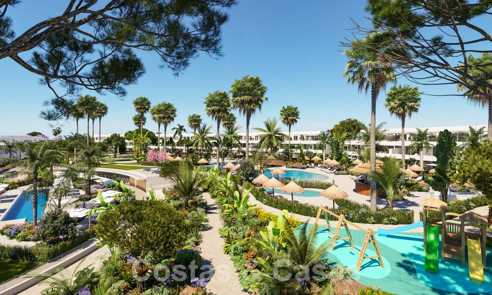 New development of apartments with sea views for sale, adjacent to a golf course near Sotogrande, Costa del Sol 62035