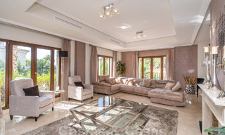 Spacious, detached villa for sale in an exclusive, gated community in Benahavis - Marbella 62132 