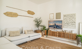 Move-in ready! Charming renovated garden apartment for sale in gated community in La Quinta, Benahavis - Marbella 62184 