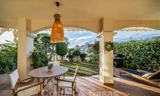 Move-in ready! Charming renovated garden apartment for sale in gated community in La Quinta, Benahavis - Marbella 62196 