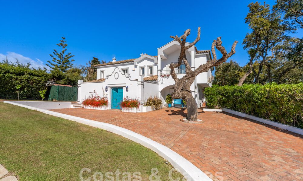 Authentic villa, Mediterranean architecture for sale in Sotogrande, Costa del Sol 62227