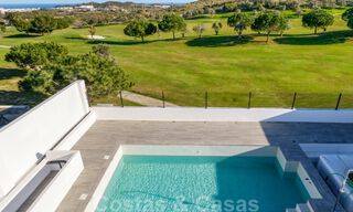 New development of modern luxury villas for sale, frontline golf with sea views in Mijas, Costa del Sol 62457 