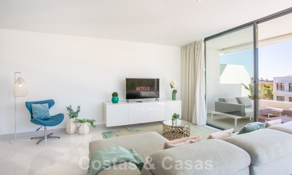 Modern 3 bedroom apartment with spacious terraces for sale on the New Golden Mile between Marbella and Estepona 62495