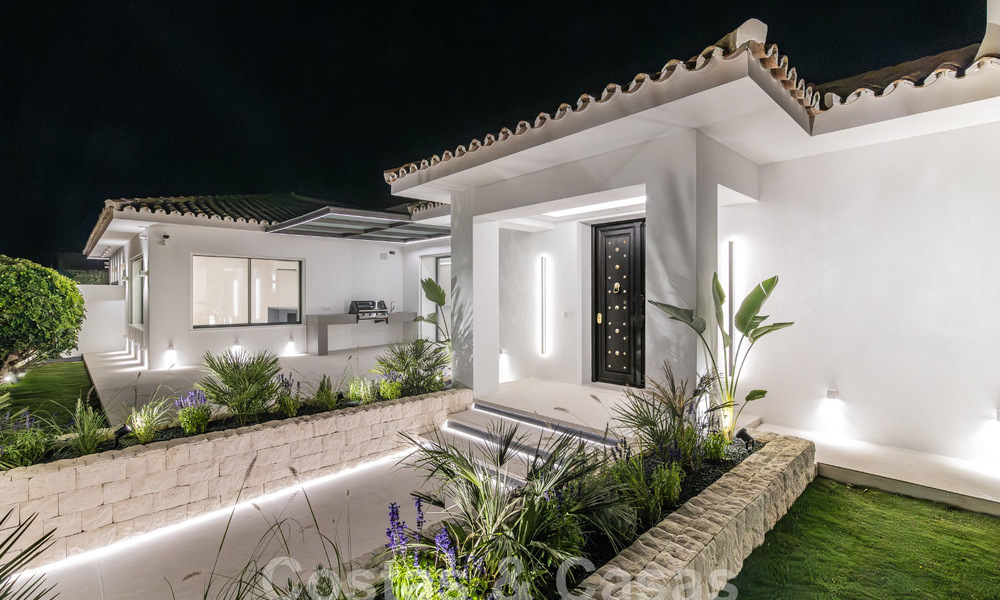 New single-storey modern Mediterranean villa for sale, frontline golf, close to San Pedro - Marbella 62530