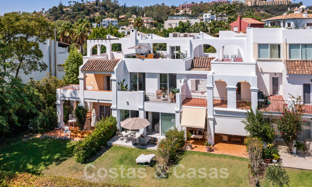 Stylishly renovated townhouse for sale, adjacent to the golf course of La Quinta in Benahavis - Marbella 62820
