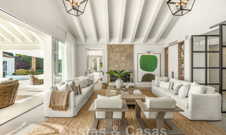 Sophisticated luxury villa with panoramic sea views for sale in Nueva Andalucia, Marbella 62778 