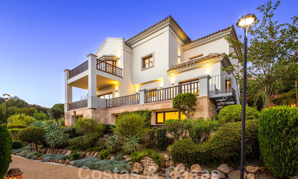 Luxuriously refurbished Mediterranean house for sale in an exclusive gated residential area on Marbella's Golden Mile 62725