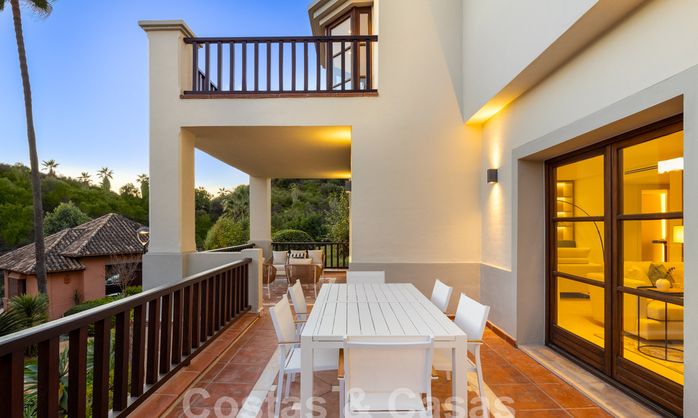 Luxuriously refurbished Mediterranean house for sale in an exclusive gated residential area on Marbella's Golden Mile 62749