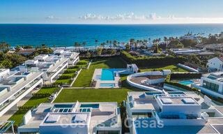 Resale! Turnkey luxury villas for sale in a new innovative complex consisting of 12 sophisticated villas with sea views, on Marbella's Golden Mile 62649 