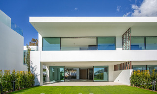 Turnkey luxury villas for sale in a new innovative complex consisting of 12 sophisticated villas with sea views, on Marbella's Golden Mile 62661 