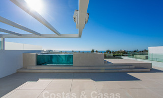 Turnkey luxury villas for sale in a new innovative complex consisting of 12 sophisticated villas with sea views, on Marbella's Golden Mile 62710 