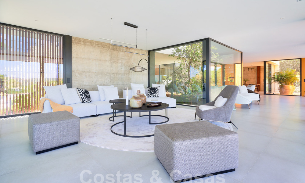 Designer villa with cutting-edge architecture for sale located in a green area of Sotogrande, Costa del Sol 62856