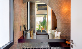 Designer villa with cutting-edge architecture for sale located in a green area of Sotogrande, Costa del Sol 62865 