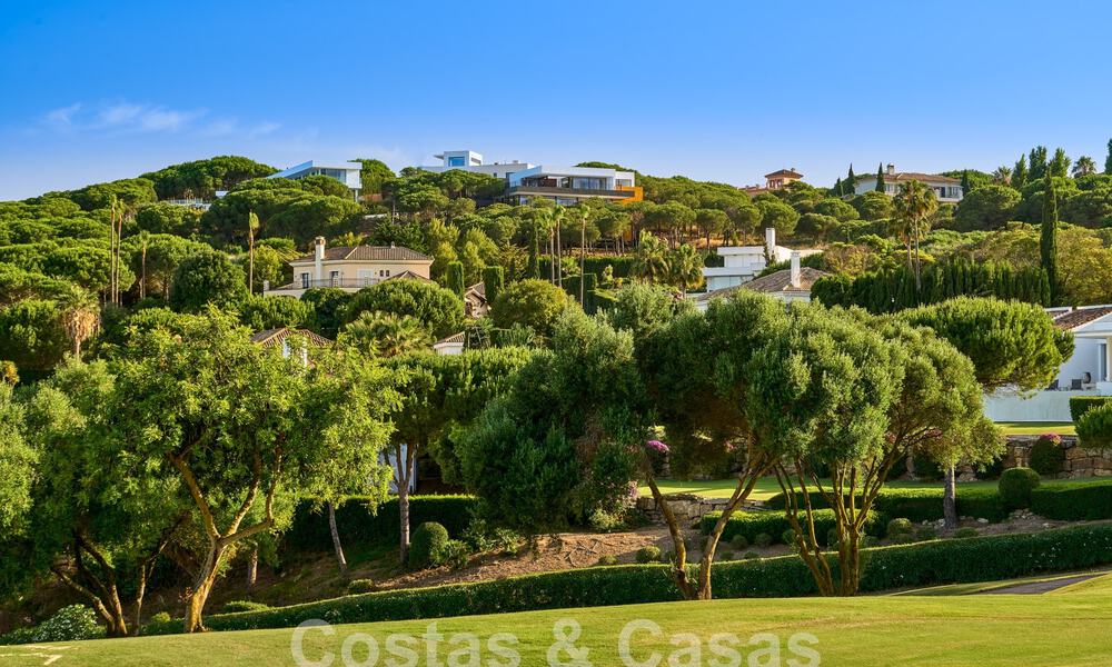 Designer villa with cutting-edge architecture for sale located in a green area of Sotogrande, Costa del Sol 62871