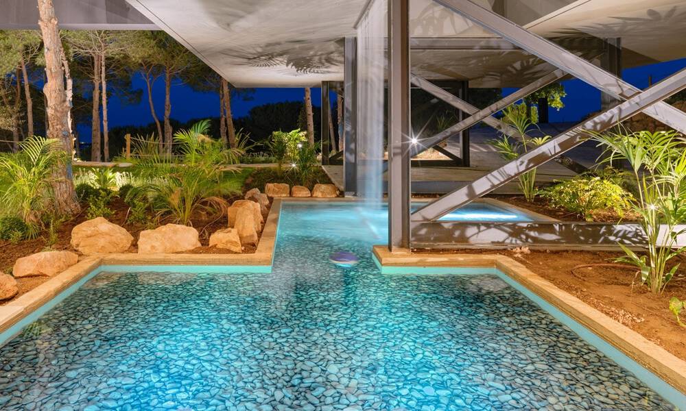 Designer villa with cutting-edge architecture for sale located in a green area of Sotogrande, Costa del Sol 62874