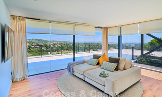 Designer villa with cutting-edge architecture for sale located in a green area of Sotogrande, Costa del Sol 62875 