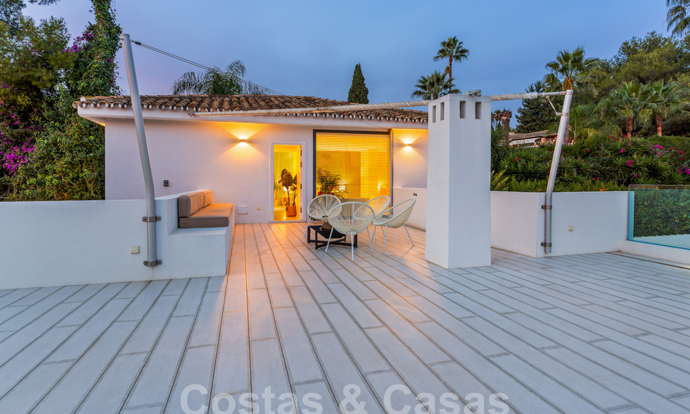Modern luxury villa for sale with contemporary Mediterranean architecture located in Nueva Andalucia's golf valley, Marbella 62989