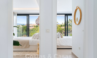 Move-in ready, modern luxury villa for sale in a gated golf resort, New Golden Mile, Marbella - Estepona 62907 