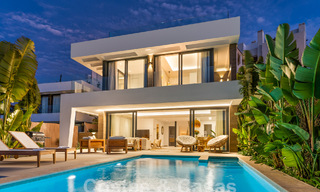 Move-in ready, modern luxury villa for sale in a gated golf resort, New Golden Mile, Marbella - Estepona 62939 