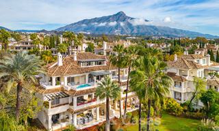 Spacious, luxury 4-bedroom penthouse for sale in frontline golf complex in Nueva Andalucia, Marbella 63055 