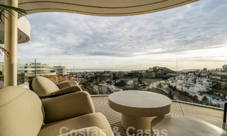 First-class, modern apartment for sale, with sea, golf and mountain views in Benahavis - Marbella 63124 