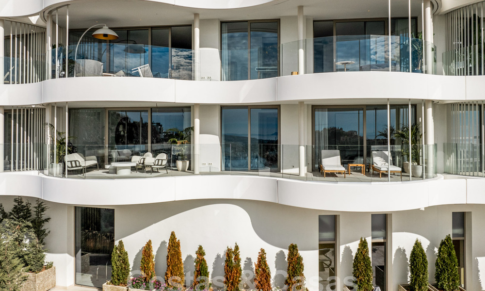 First-class, modern apartment for sale, with sea, golf and mountain views in Benahavis - Marbella 63145