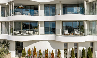 First-class, modern apartment for sale, with sea, golf and mountain views in Benahavis - Marbella 63145 