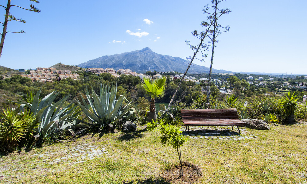 Luxury apartment for sale with a modern interior in a luxury complex in Nueva Andalucia's golf valley, Marbella 63391