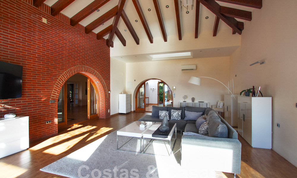 Andalusian luxury villa for sale in the exclusive residential area of Sierra Blanca on Marbella's Golden Mile 63094