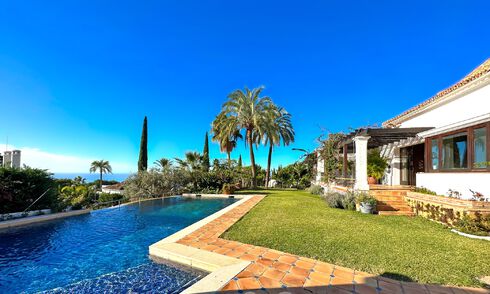 Andalusian luxury villa for sale in the exclusive residential area of Sierra Blanca on Marbella's Golden Mile 63097
